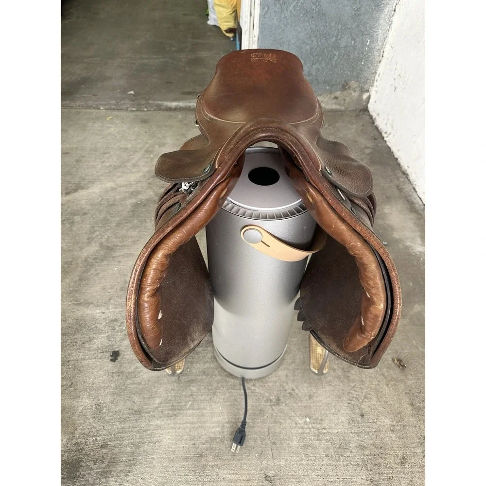 Beval Ltd Close Contact Saddle – 16.5